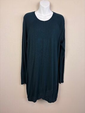 Athleta Criss Cross Sweatshirt Dress in Marine Navy - Size Medium